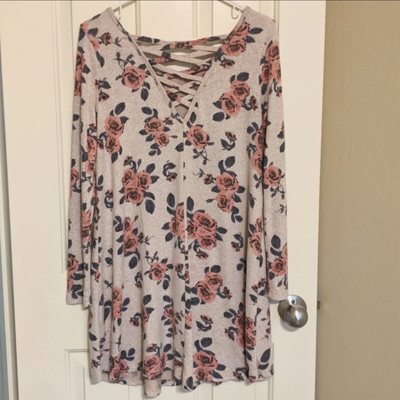 Pink floral long sleeve dress - Picture 3 of 4